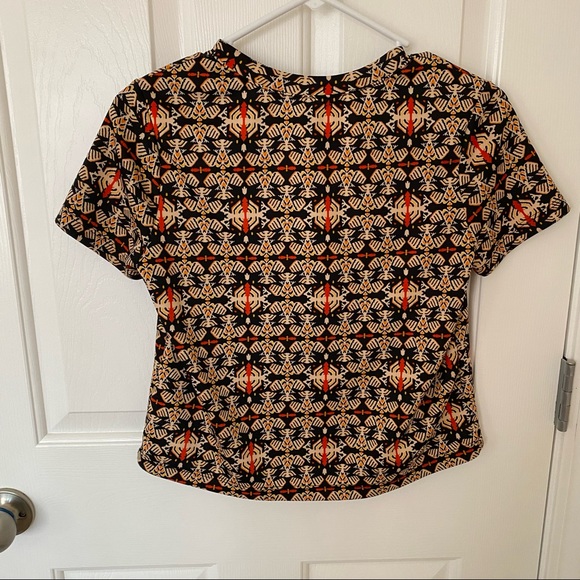 Short-Sleeve Crop Top Tee - Picture 3 of 3